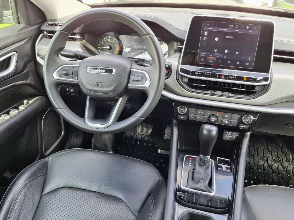 Jeep Compass 1.3 Longitude 4x2 At 5p año 2023