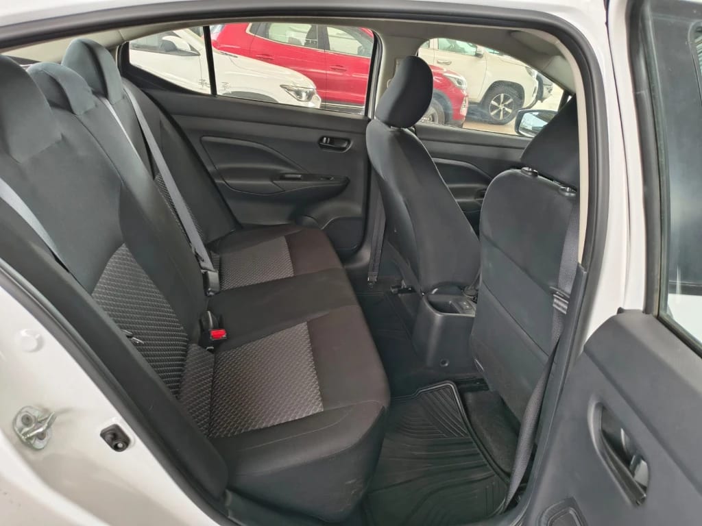 Nissan Versa Sense 1.6 Mt 4x2 año 2025