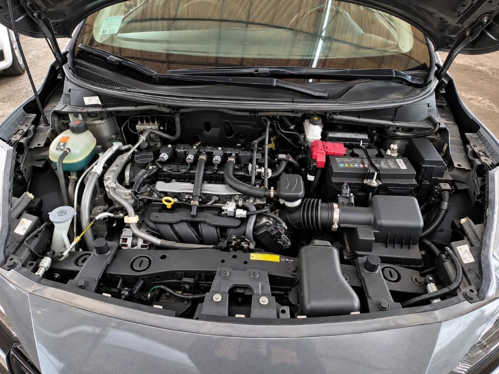 Nissan Versa 1.6 Sense 4x2 Mt 4p año 2025