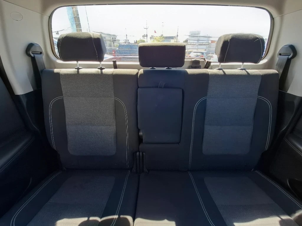 Peugeot Landtrek 2.2 Action4 Bluehdi Diesel 4x4 180hp At 4p año 2024