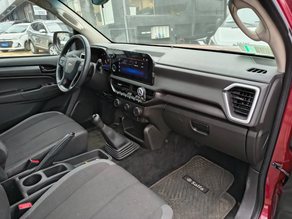 Chevrolet Colorado 2.8td Wt Mt 4wd S año 2025