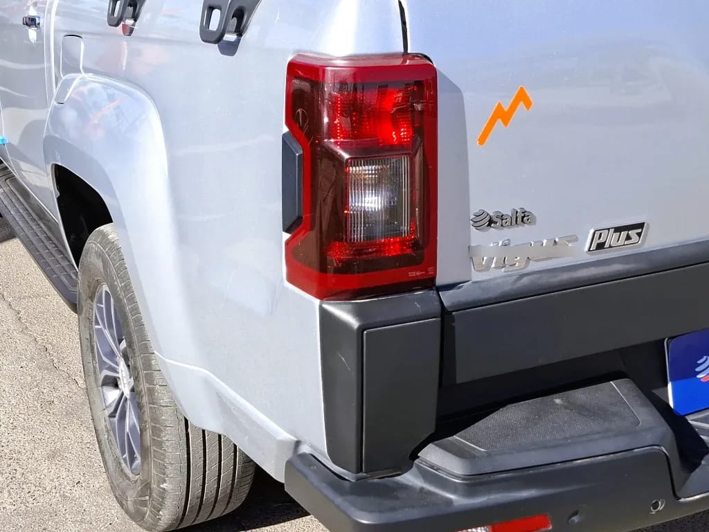 JMC Vigus 2.0 Plus Diesel 4x4 Euro6c Mt 4p año 2025