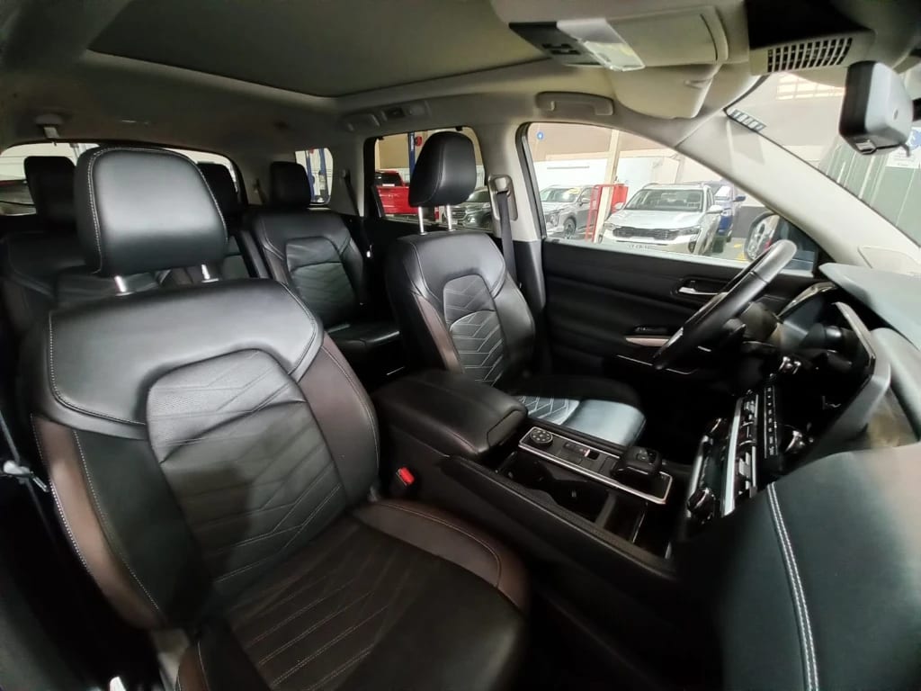 Nissan Pathfinder 3.5 Exclusive 4wd Cvt At 5p año 2024