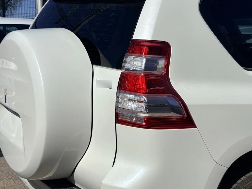 Toyota Land Cruiser Prado 2.7 Limited 4x4 At 3p año 2017