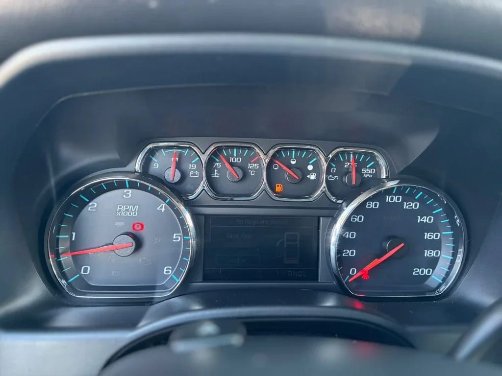 Chevrolet Silverado 5.3 Ltz 4wd Cc Dob Cab At 4p año 2019