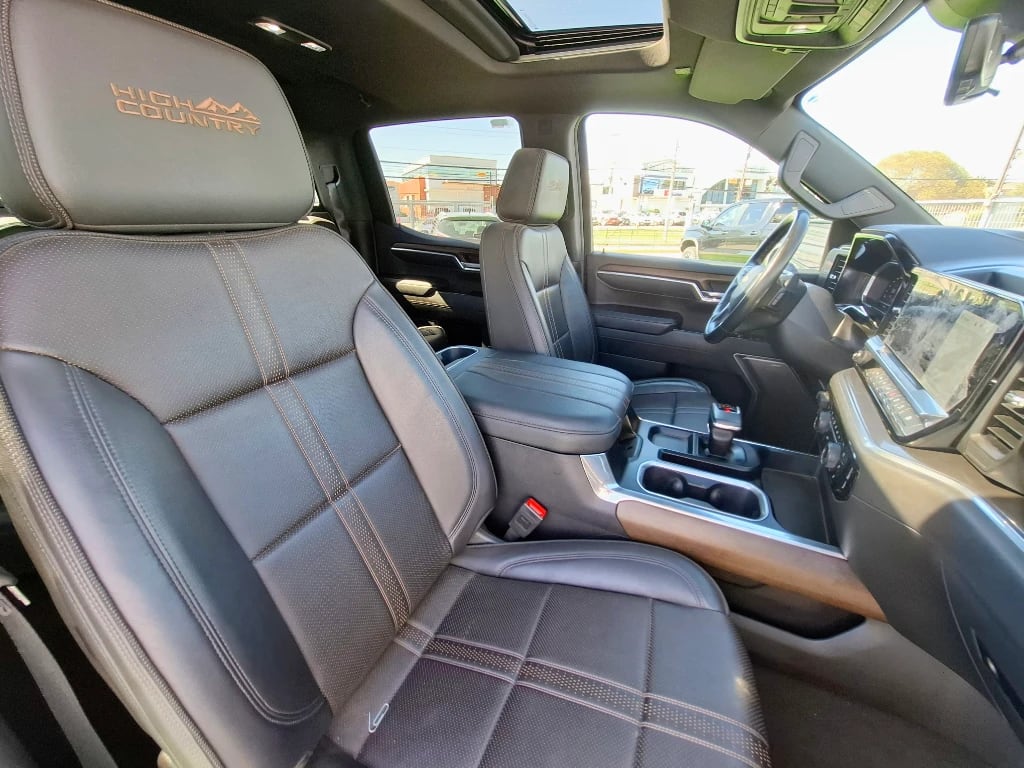 Chevrolet Silverado 3.0 High Country 4x4 At 4p año 2025