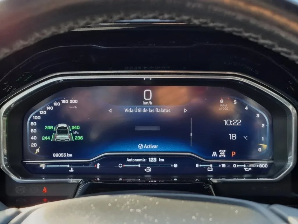 Chevrolet Silverado 6.2 Zr2 4x4 At 4p año 2023