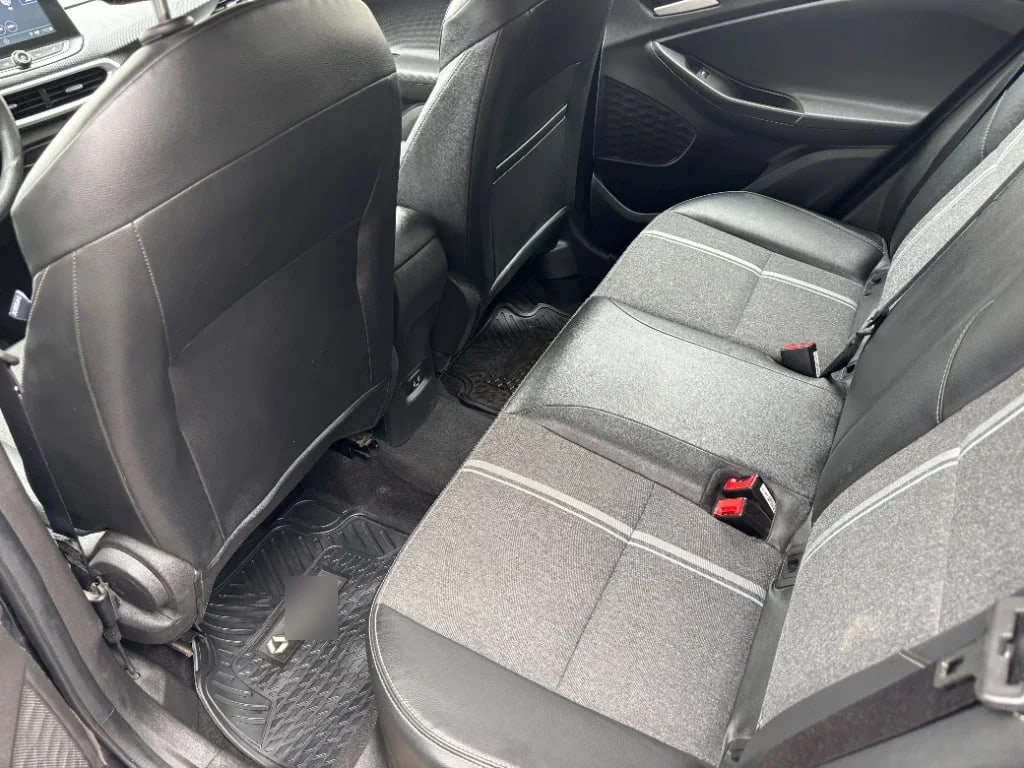 Chevrolet Tracker 1.2t Ltz R 4x2 At 5p año 2025