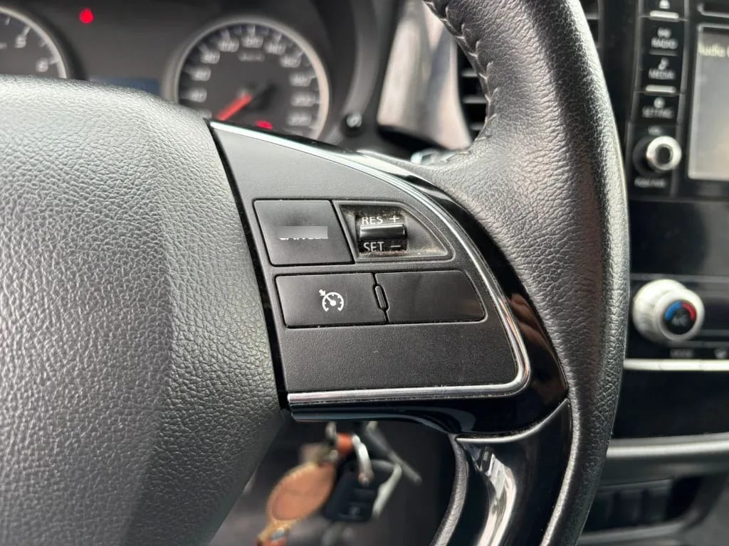 Mitsubishi Outlander 2.0 4x2 Mt 5p año 2021