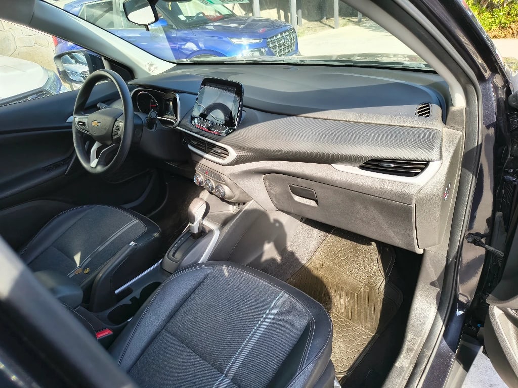 Chevrolet Tracker 1.2t Ltz R 4x2 At 5p año 2025