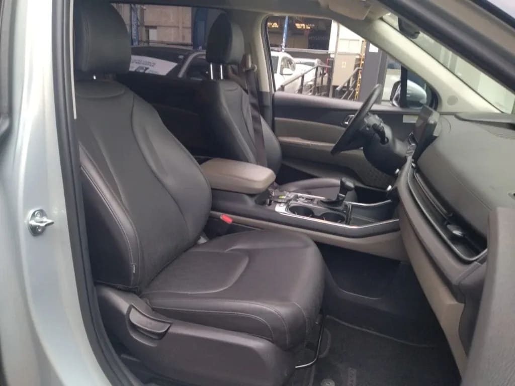 Kia Carnival 2.2 Ex Diesel 4x2 8at 5p año 2025