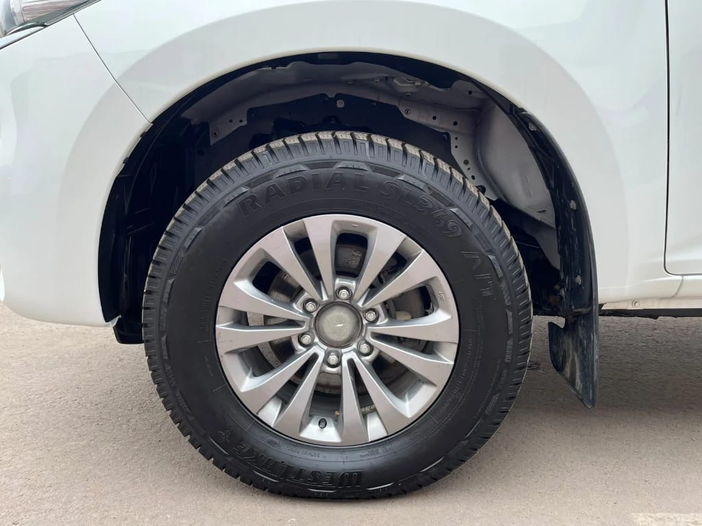Mazda Bt-50 4x4 6at 3.0 año 2023