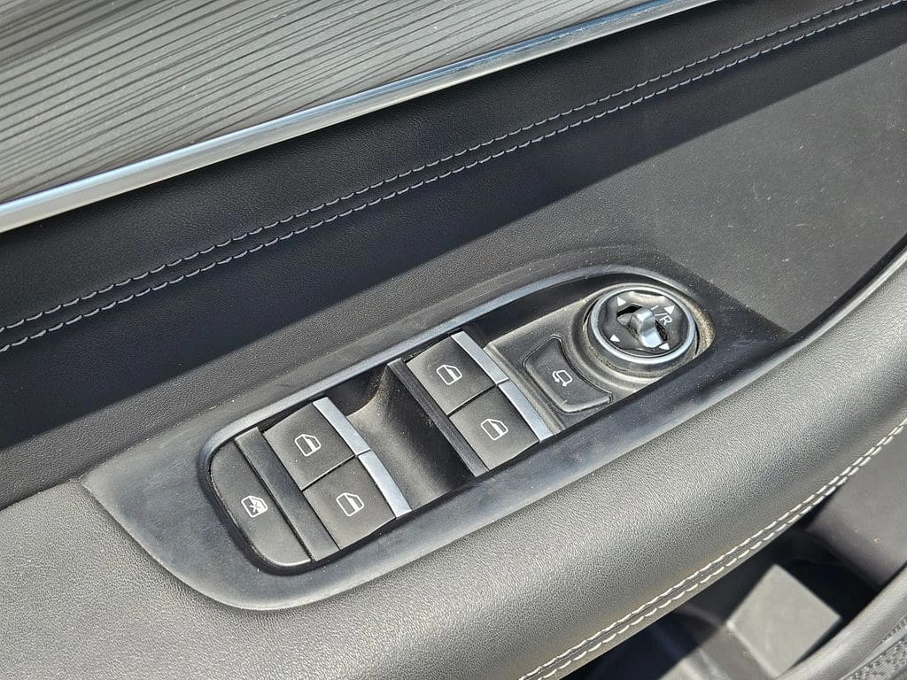 Chery Tiggo 8 Pro 2.0 Tgdi Glx Pro Max Awd At 5p año 2024