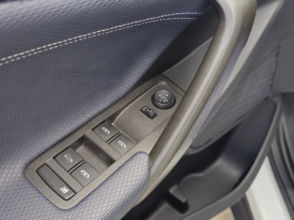 Chevrolet Tracker 1.2t Premier At S año 2025