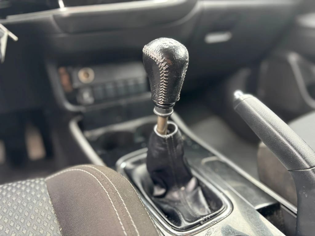 Mitsubishi Outlander 2.0 4x2 Mt 5p año 2021