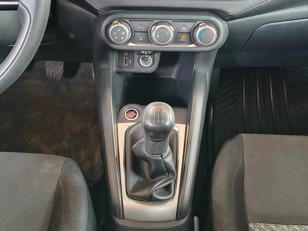 Nissan Versa Sense 1.6 Mt 4x2 año 2025