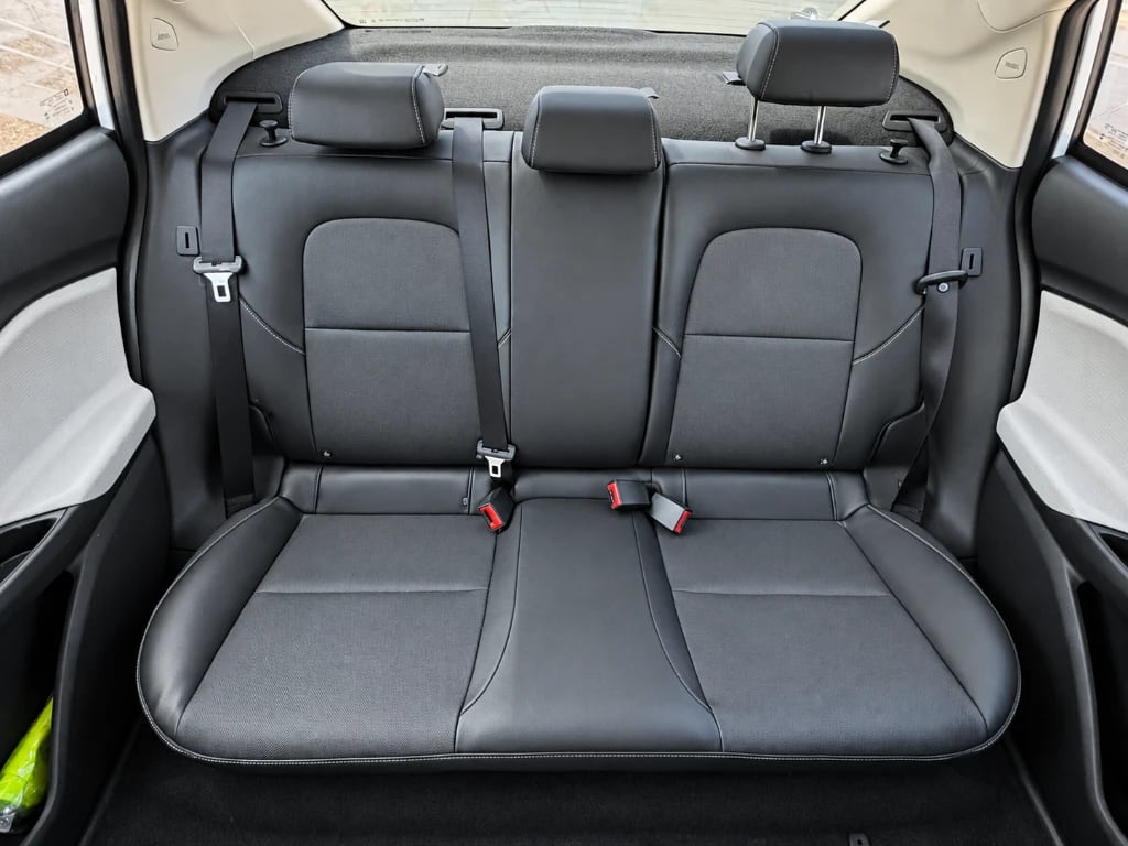 Chevrolet Onix 1.0t Premier S 4x2 Sdn At 4p año 2025