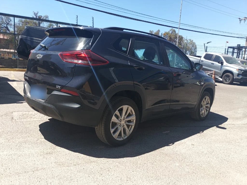 Chevrolet Tracker 1.2t Ltz R 4x2 At 5p año 2025