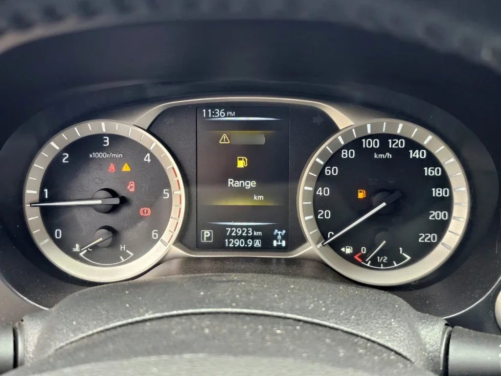 Nissan Np300 2.3 Le Diesel 4wd Dob.cab. At 4p año 2018