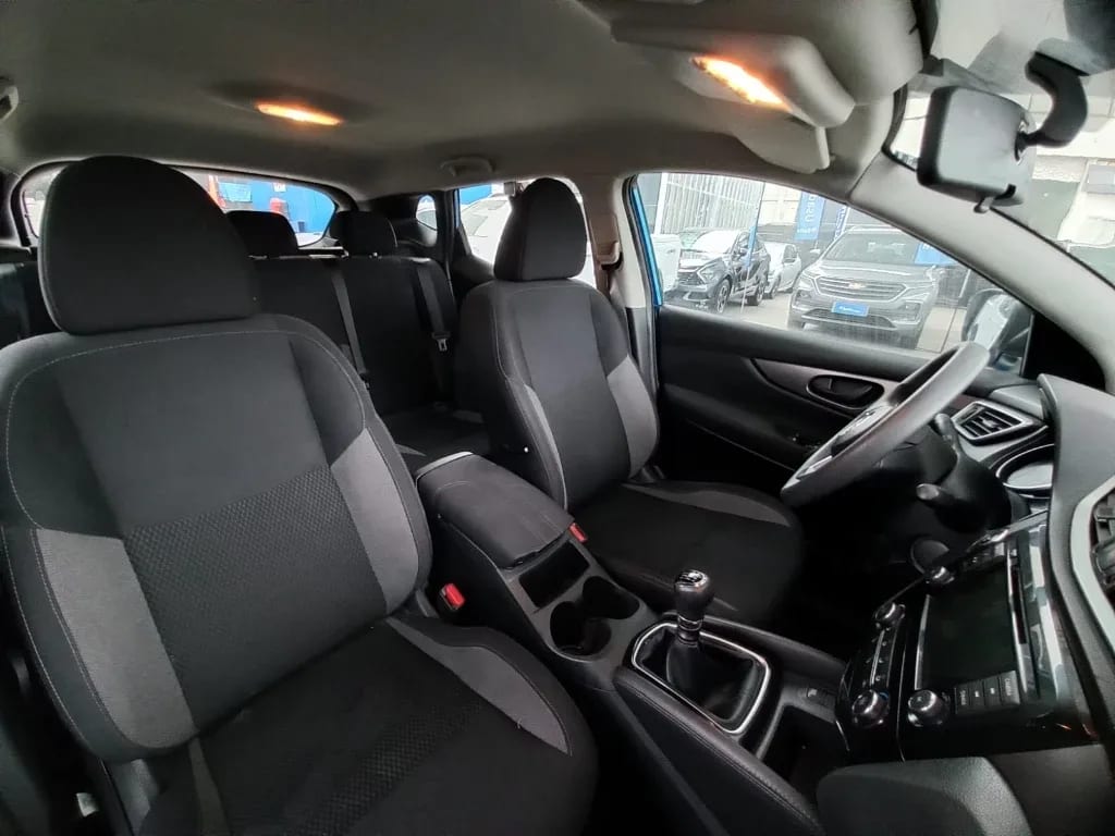 Nissan Qashqai 2.0 Sense Multimedia 4x2 Mt 5p año 2021