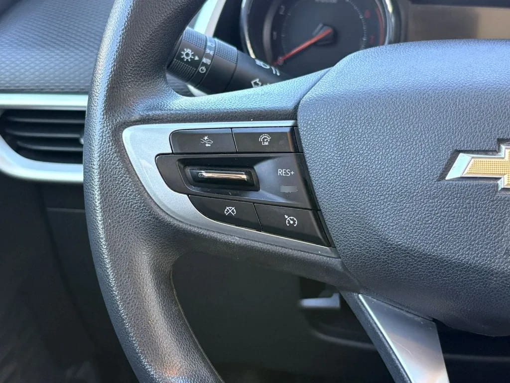 Chevrolet Tracker 1.2t Ltz R 4x2 At 5p año 2025