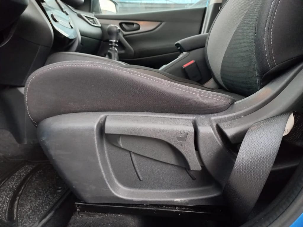 Nissan Qashqai 2.0 Sense Multimedia 4x2 Mt 5p año 2021