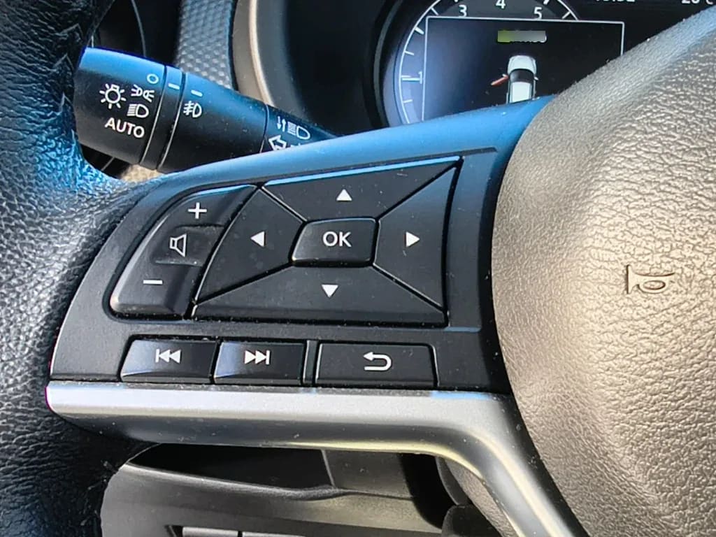 Nissan Kicks 1.6 Advance 4x2 Mt 5p año 2023