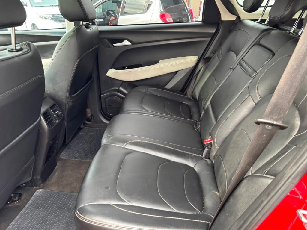 Chevrolet Captiva 1.5t Ltz Fwd Cvt At 5p año 2022