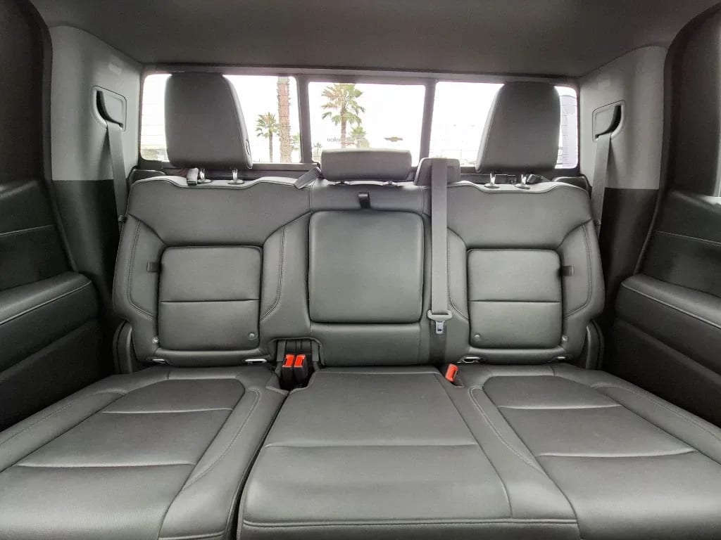 Chevrolet Silverado Dcab 4x4 Sohc 5.3 Aut año 2022