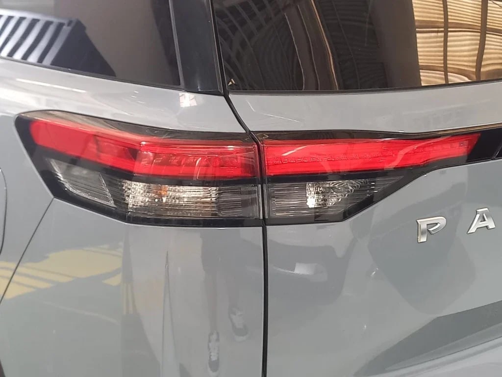 Nissan Pathfinder 3.5 Exclusive 4wd Cvt At 5p año 2024