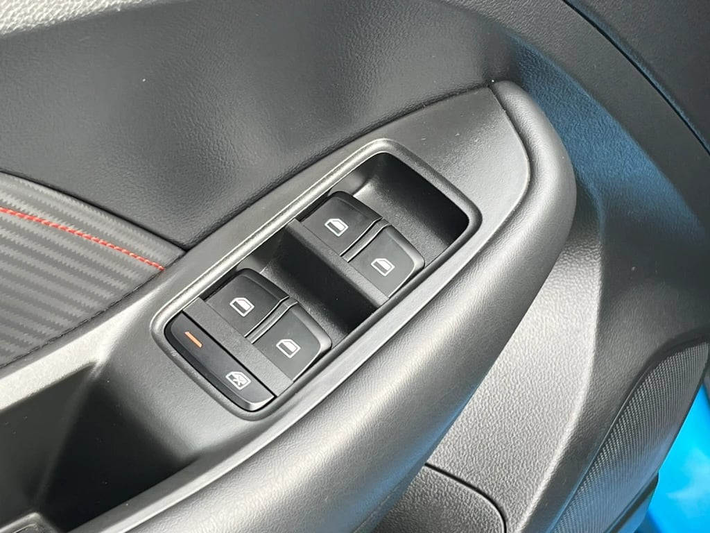 MG Zs Electrico Ev Dlx 4x2 At 5p año 2024