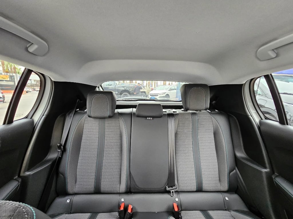Peugeot 208 1.2t Mca Puretech 130 Allure 4x2 Eat8 5p año 2024