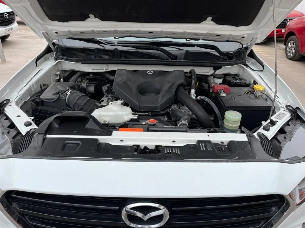 Mazda Bt-50 4x4 6at 3.0 año 2023