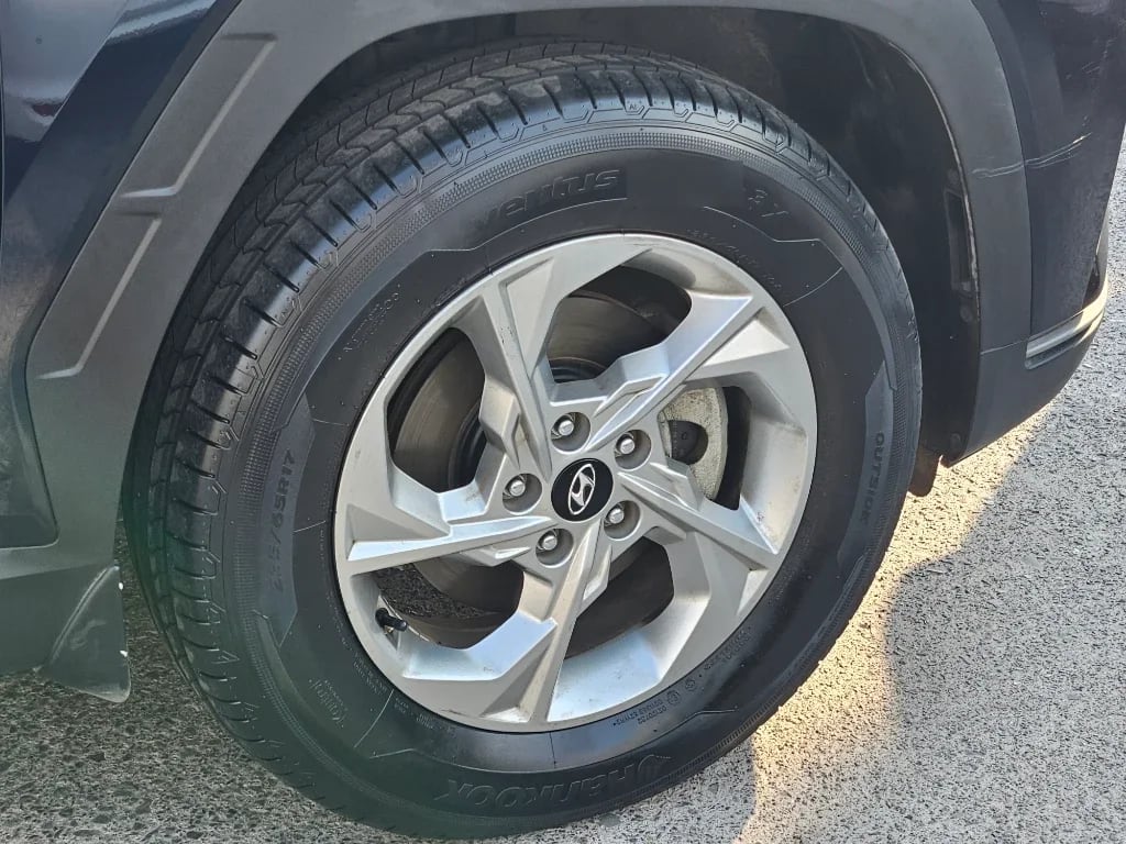 Hyundai Tucson 2.0 Nx4 Plus 2wd Mt 5p año 2023