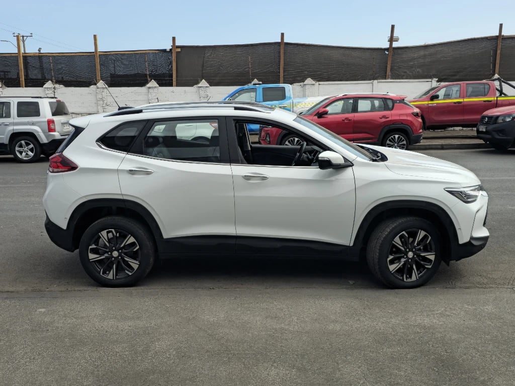 Chevrolet Tracker 1.2t Premier At S año 2025
