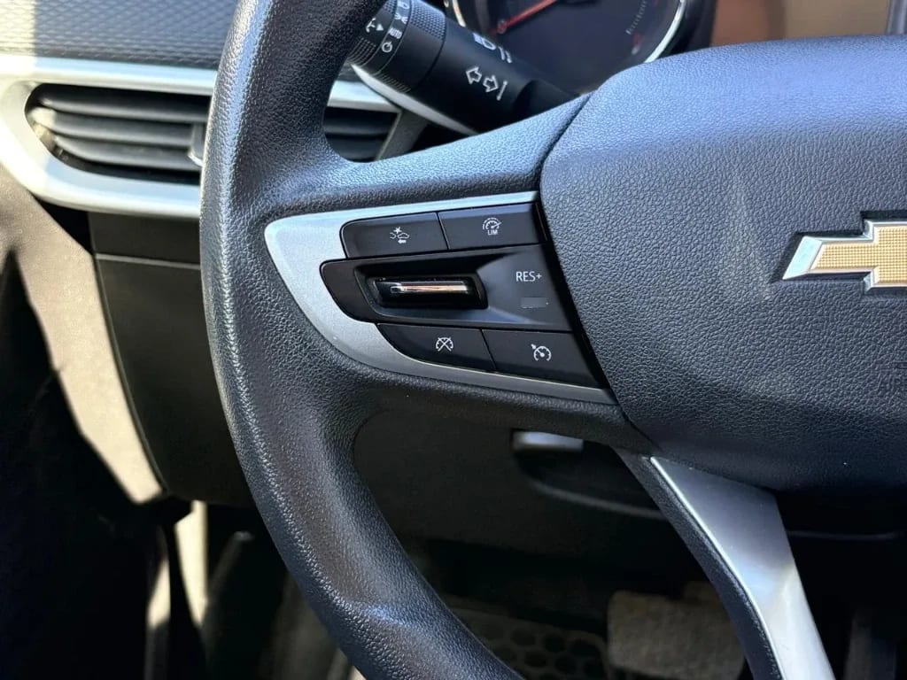 Chevrolet Tracker 1.2t Ltz R 4x2 At 5p año 2025
