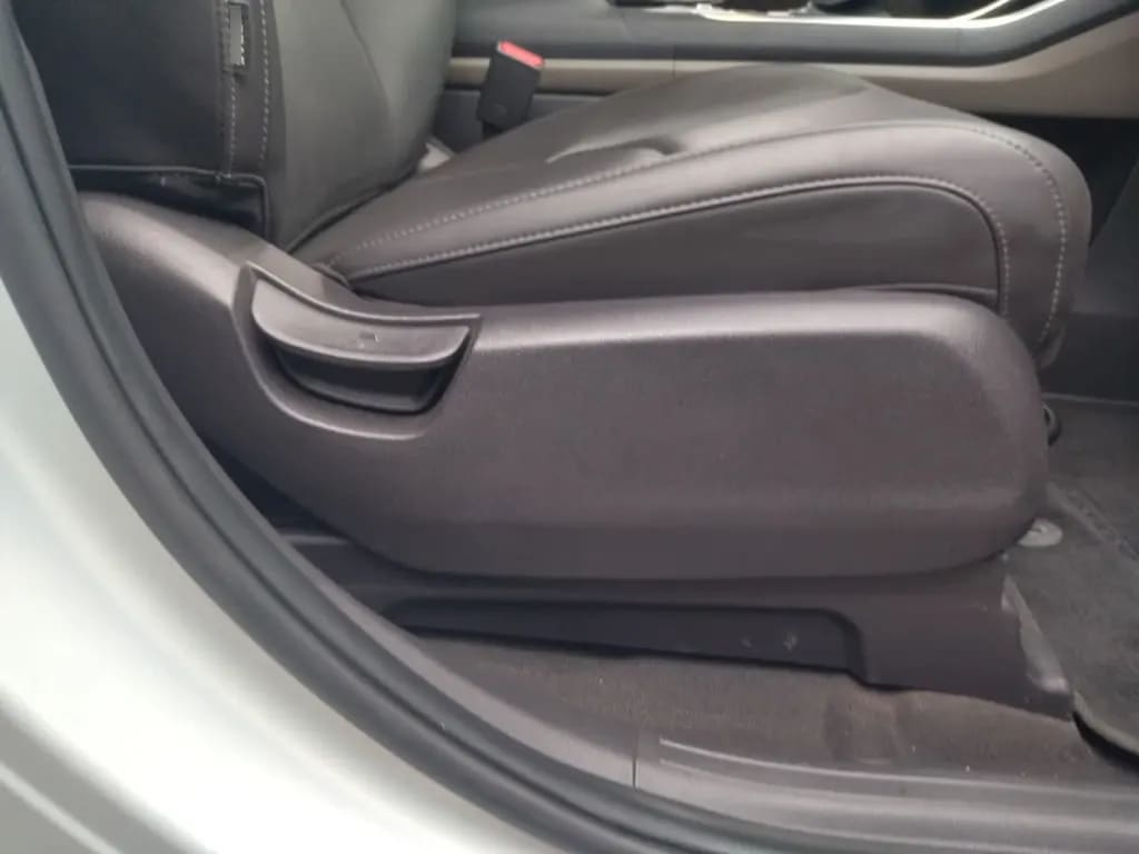 Kia Carnival 2.2 Ex Diesel 4x2 8at 5p año 2025