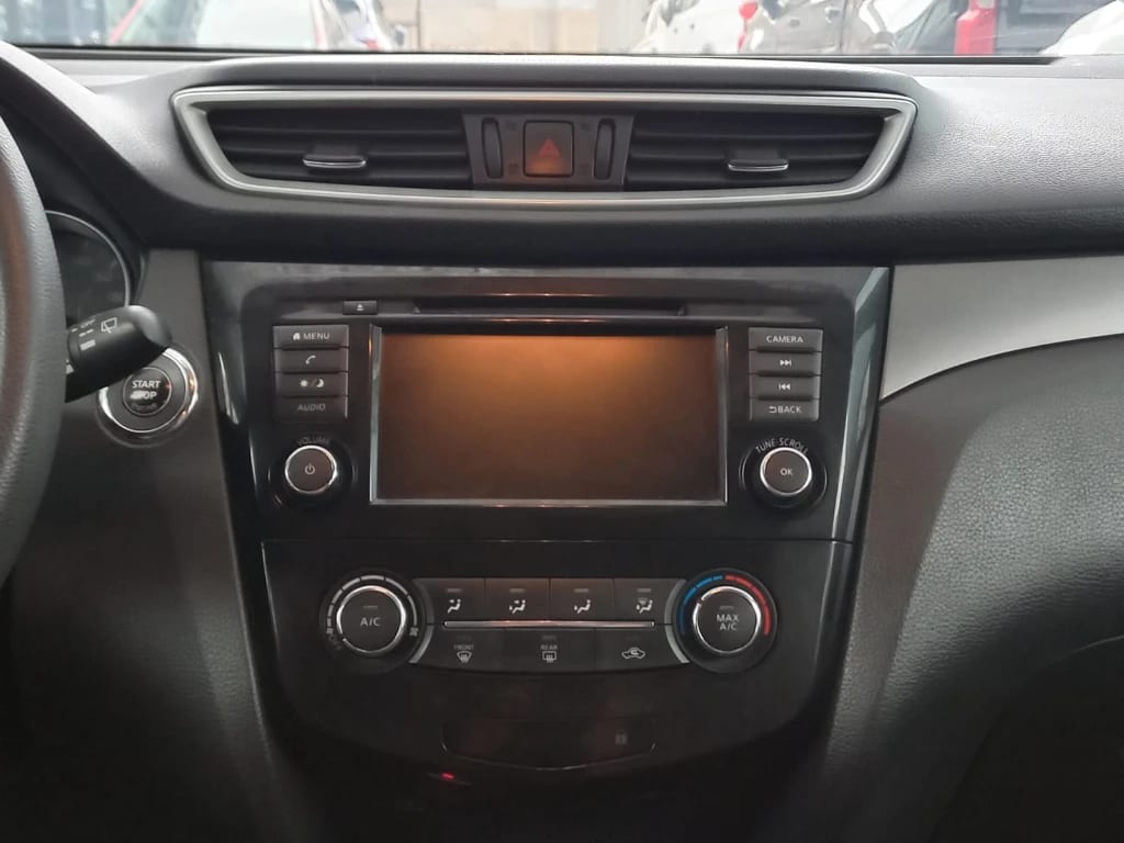 Nissan Qashqai 2.0 Sense Multimedia 4x2 Mt 5p año 2021