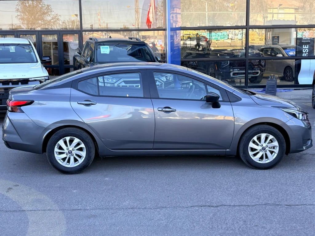 Nissan Versa Sense 1.6 Mt 4x2 año 2025