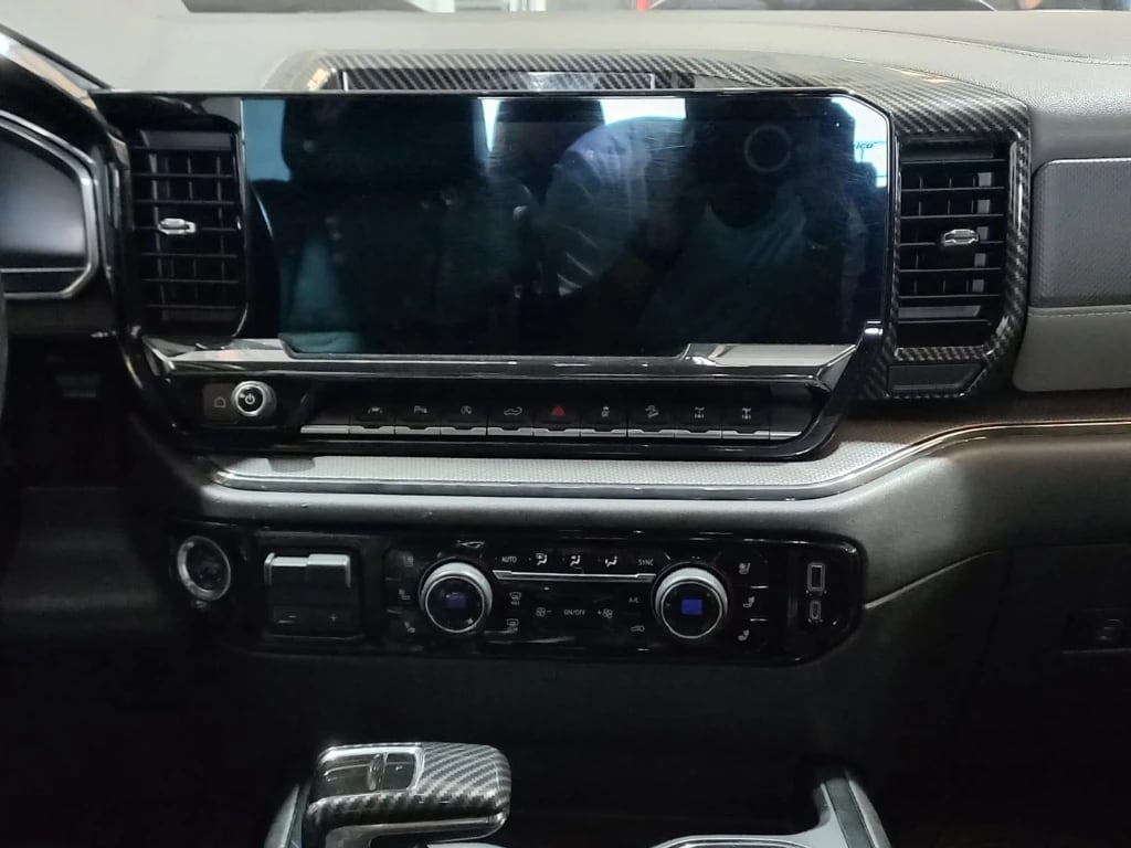 Chevrolet Silverado 6.2 Zr2 4x4 At 4p año 2023