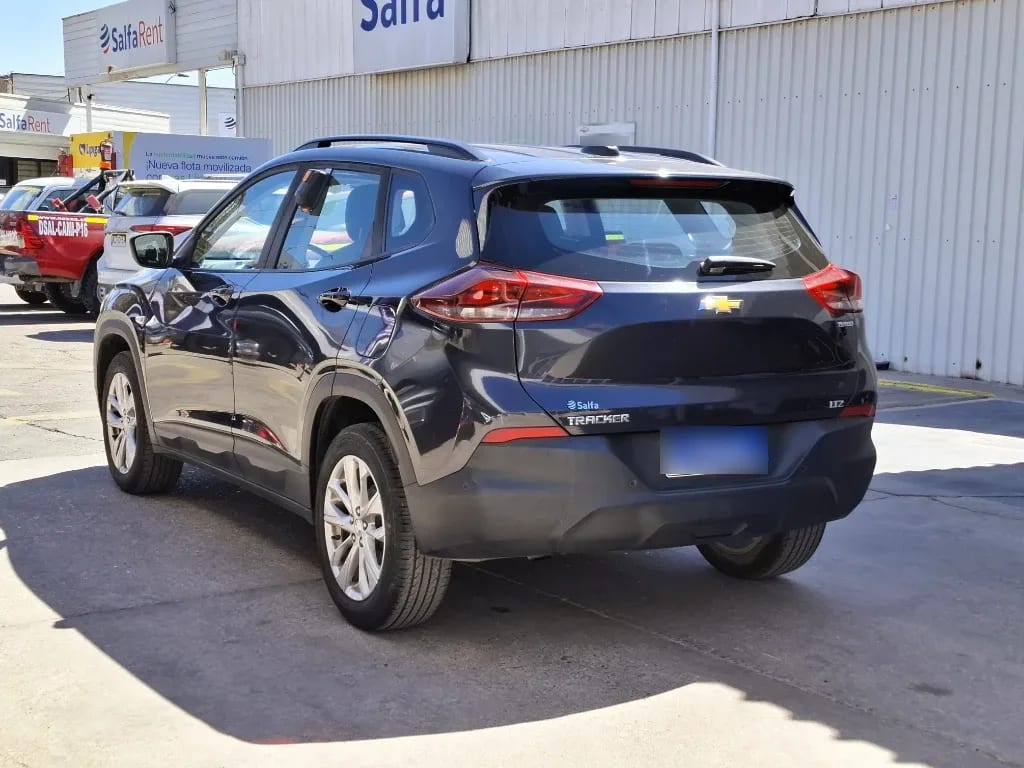 Chevrolet Tracker 1.2t Ltz R 4x2 At 5p año 2025
