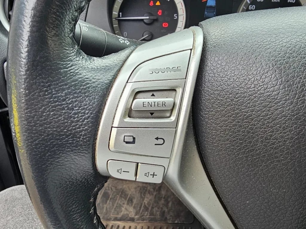 Nissan Np300 2.3 Le Diesel 4wd Dob.cab. At 4p año 2018