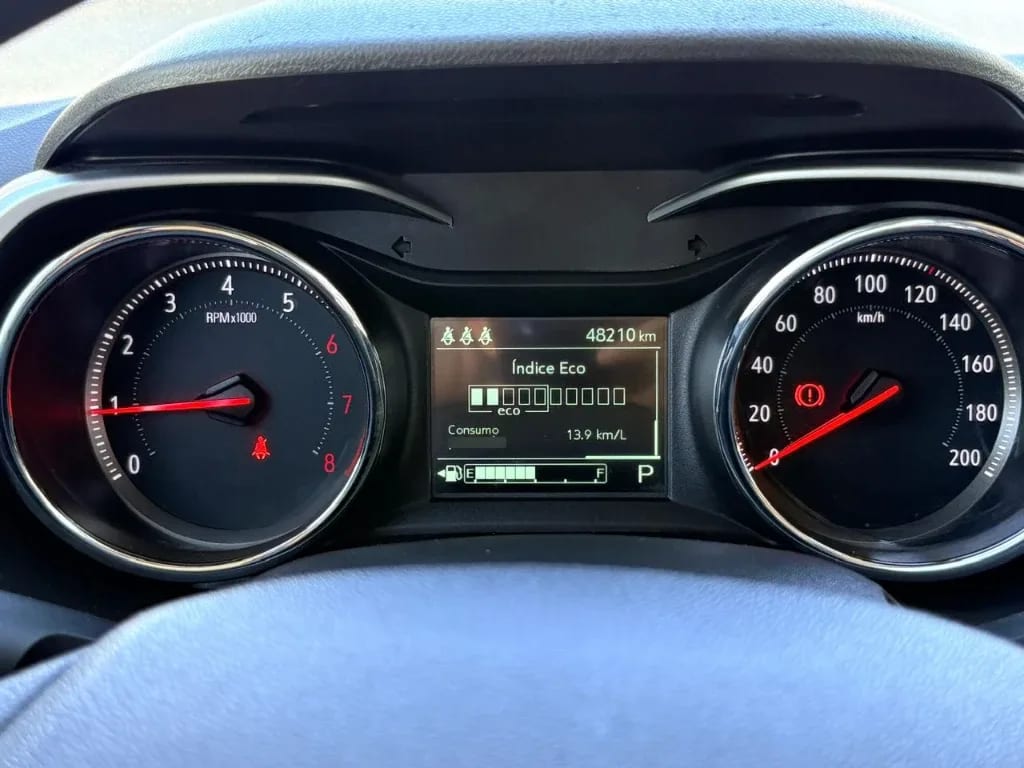Chevrolet Tracker 1.2t Ltz R 4x2 At 5p año 2025