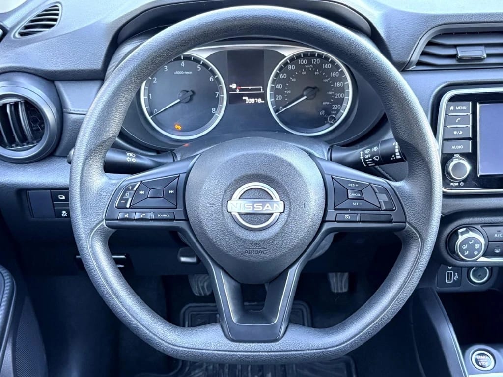 Nissan Versa Sense 1.6 Mt 4x2 año 2025