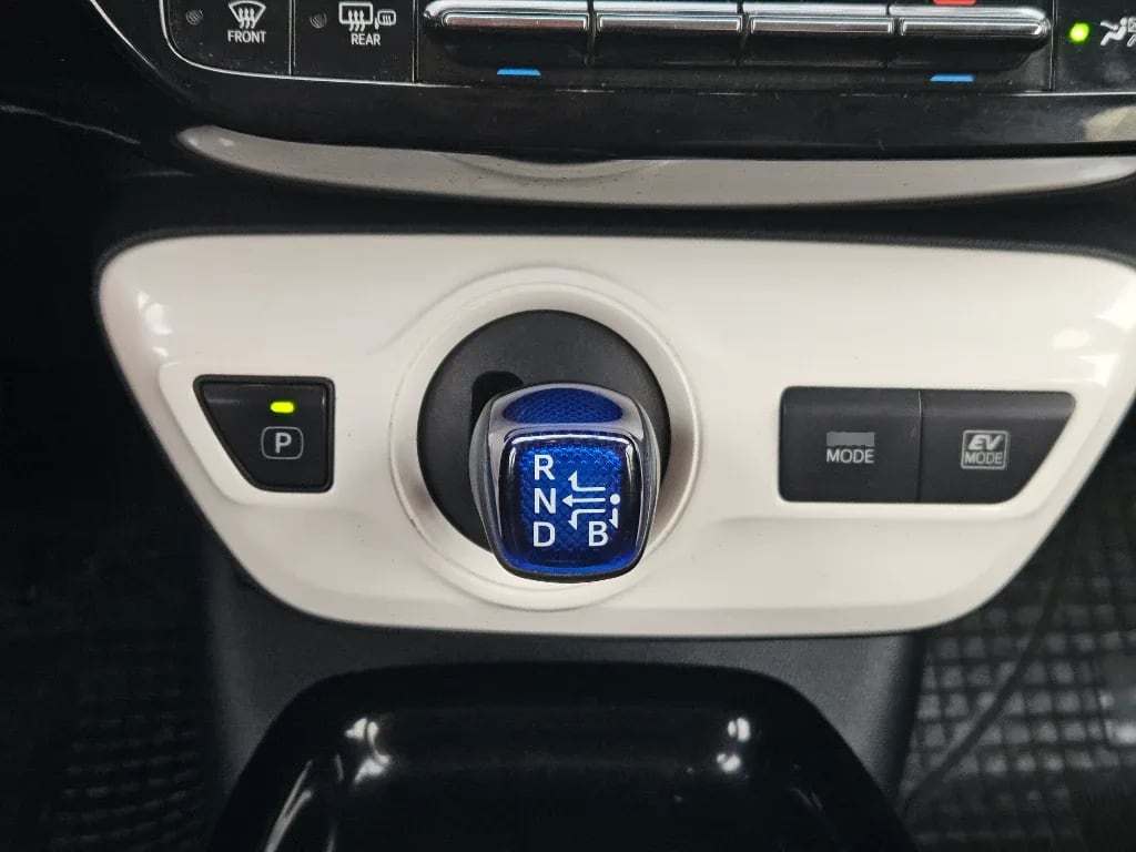 Toyota Prius 1.8 Cvt At 5p año 2018