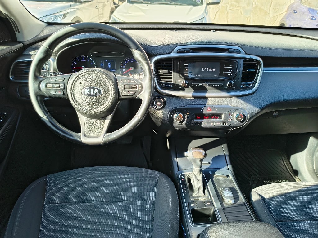 Kia Sorento 2.4 Ex 4wd Full 6at 5p año 2017