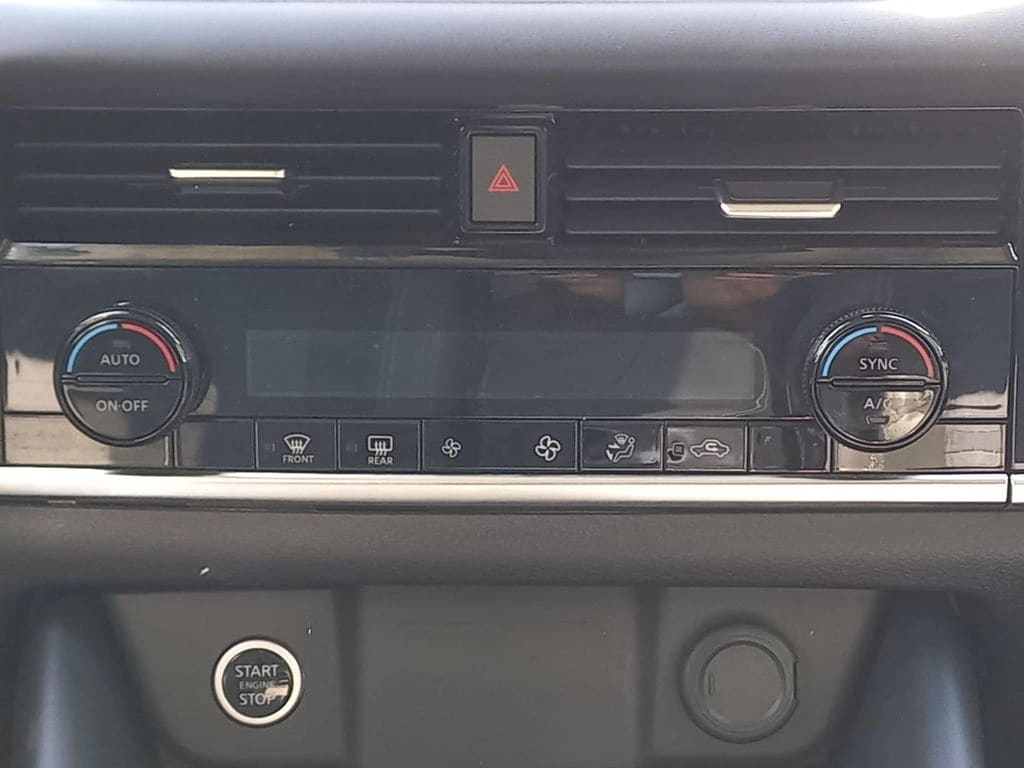 Nissan Qashqai 1.3t Advance 2wd Cvt At 5p año 2025