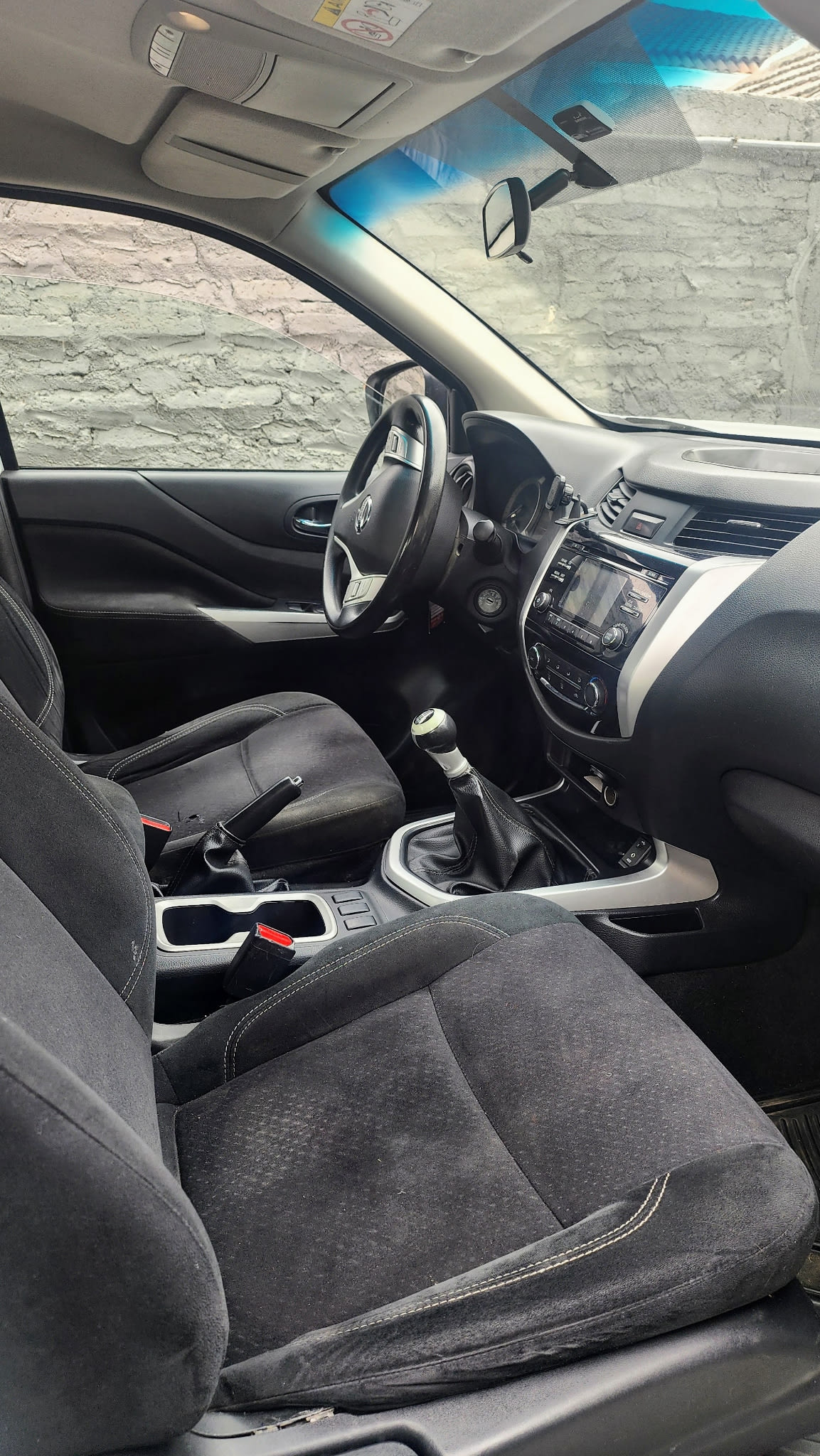 NISSAN NP300 2.3 Dc Xe Mt Diesel año 2019
