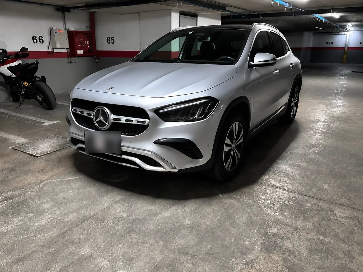 MERCEDES BENZ GLA200 1.6 Amg At año 2026