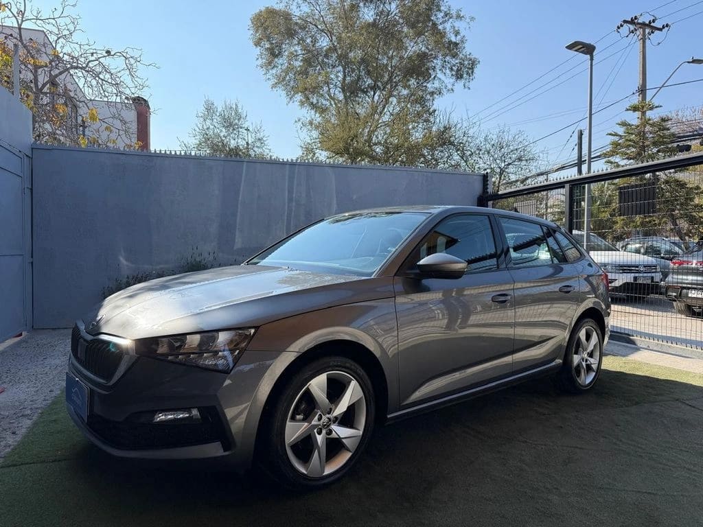 Skoda Scala 1.0 Tsi Ambition 4x2 Dsg año 2023